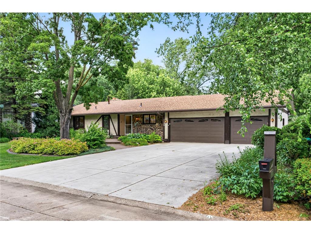 1120 Rockstone Lane New Brighton MN 55112 - Rice Creek 7068292 image4