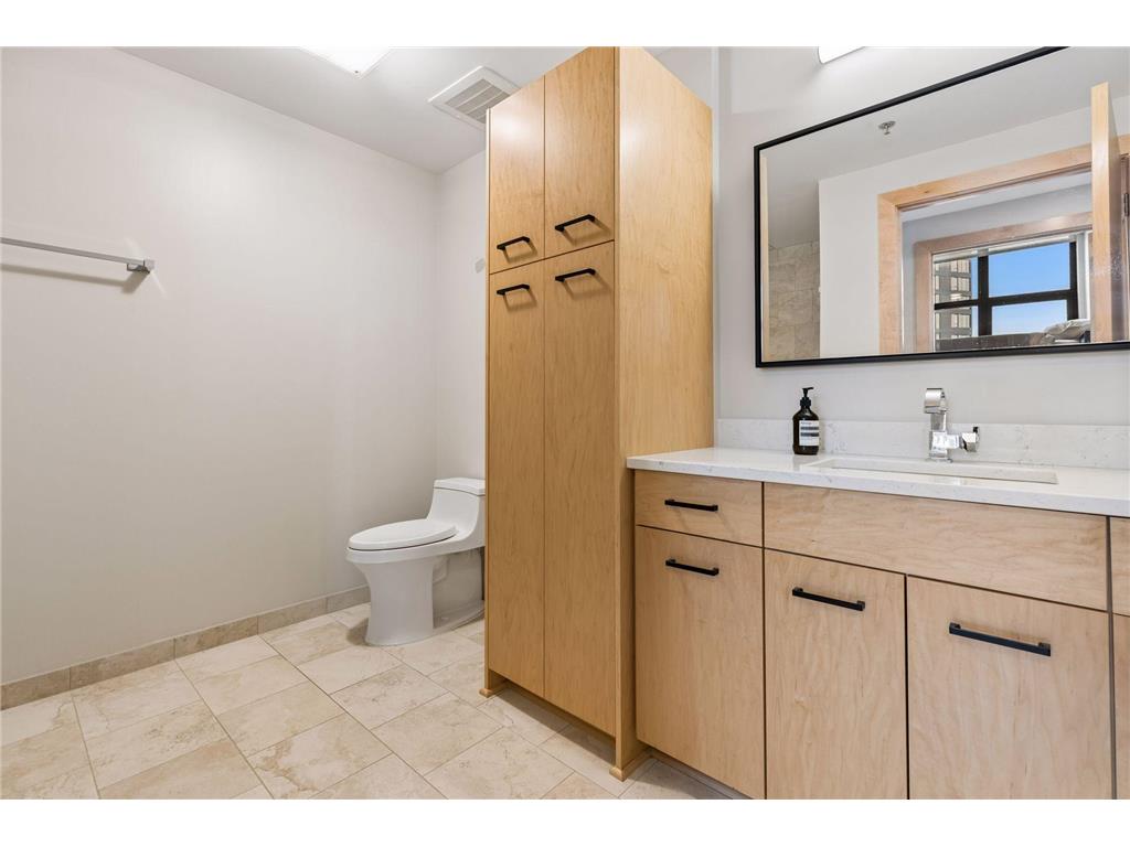 1120 S 2nd Street #901 Minneapolis MN 55415 7046859 image25