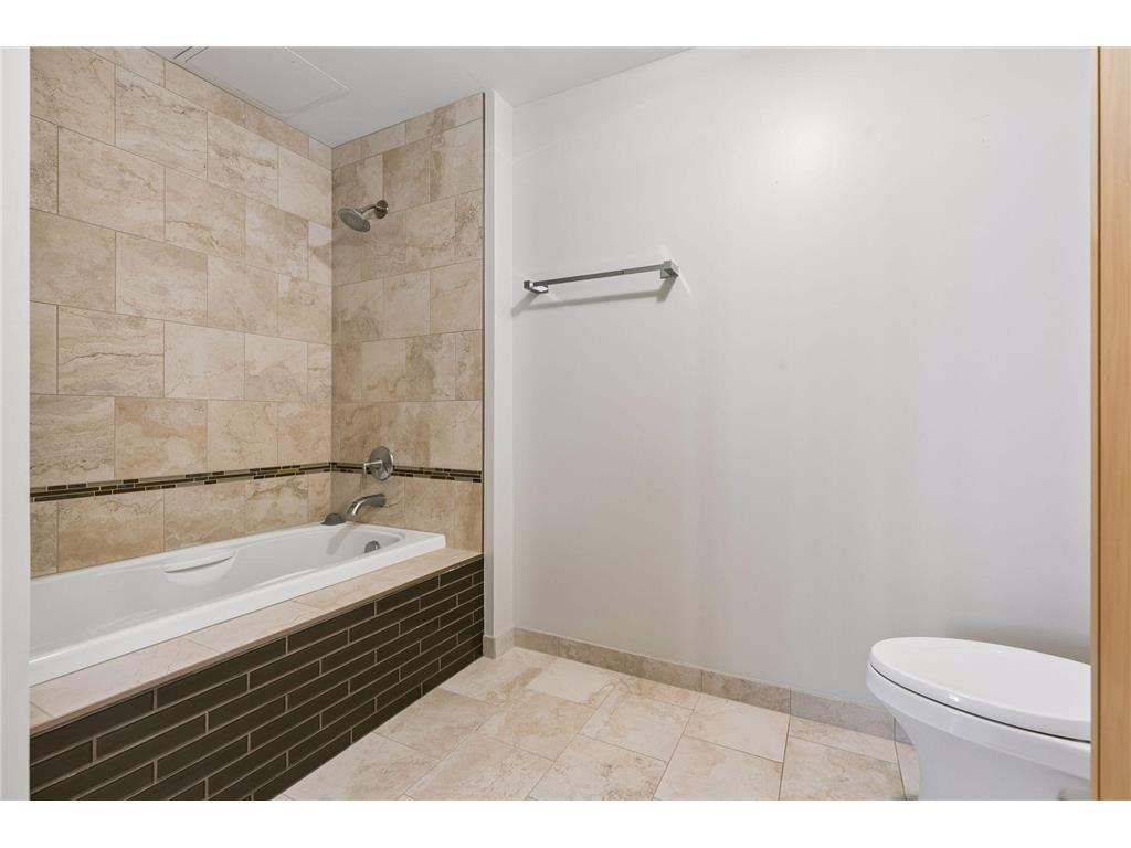1120 S 2nd Street #901 Minneapolis MN 55415 7046859 image26