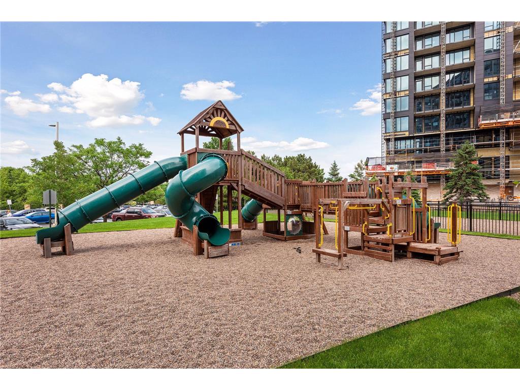 1120 S 2nd Street #901 Minneapolis MN 55415 7046859 image34