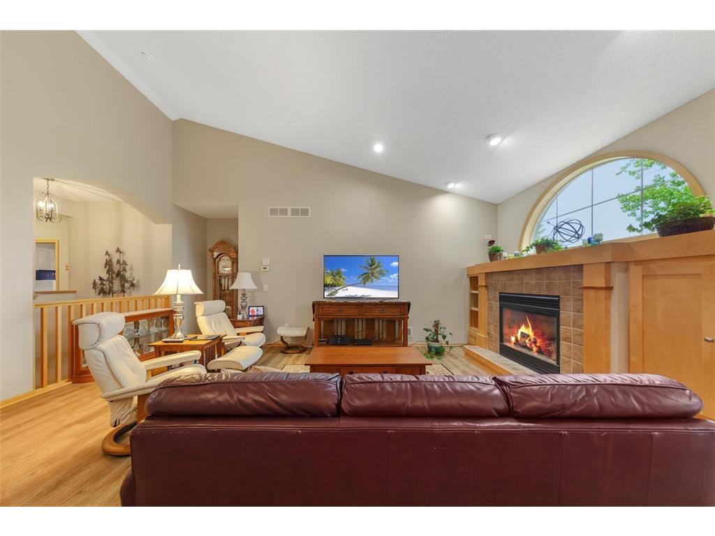 1120 Shumway Court, Faribault, MN, 55021 MLS 6538483 Edina Realty