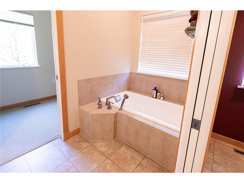 1120 Southridge Road New Ulm MN 56073 6729310 image61