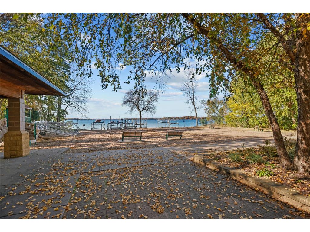 1120 Summit Avenue Mahtomedi MN 55115 7063862 image47