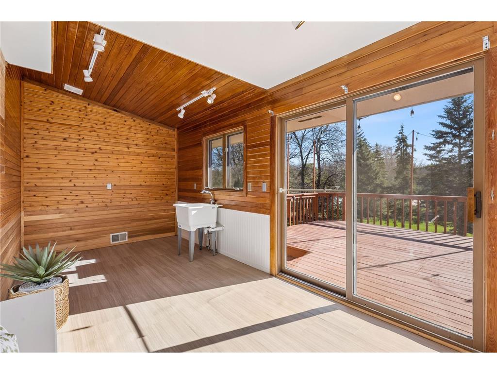 1120 Vagabond Lane N Plymouth MN 55447 7054766 image18