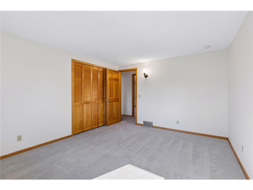 1120 Vagabond Lane N Plymouth MN 55447 7054766 image23