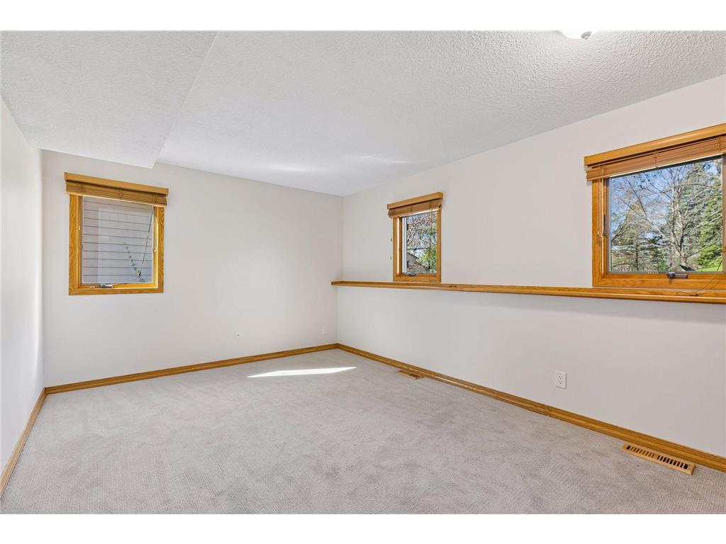 1120 Vagabond Lane N Plymouth MN 55447 7054766 image28
