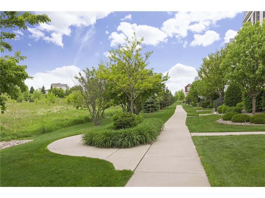 11200 Sandcastle Drive #A Woodbury MN 55129 6349329 image1