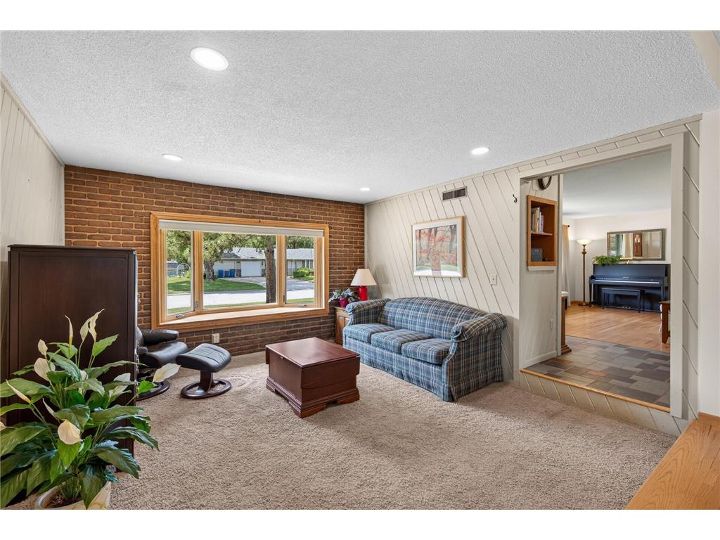 11201 Washburn Avenue S Bloomington MN 55431 7091845 image10