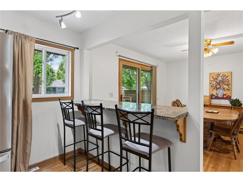11201 Washburn Avenue S Bloomington MN 55431 7091845 image19