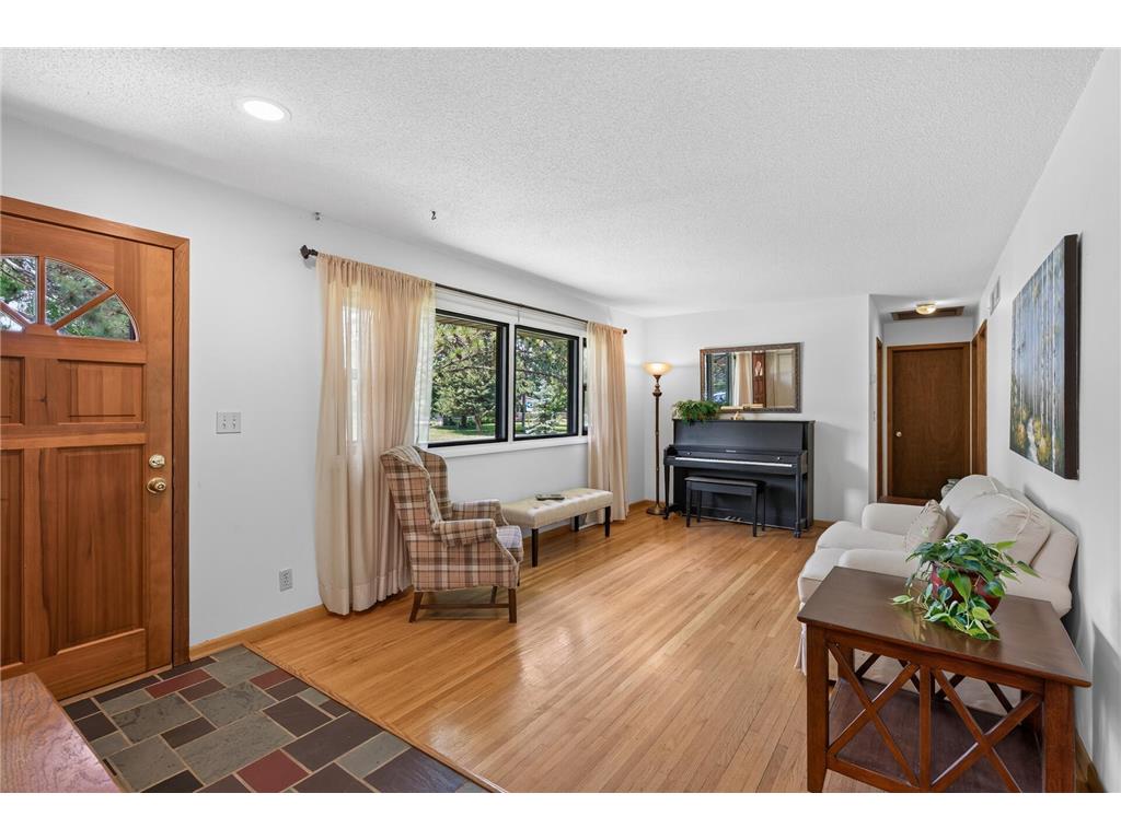 11201 Washburn Avenue S Bloomington MN 55431 7091845 image6