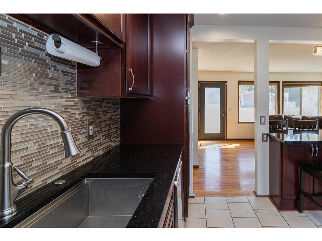 112020 Faber Lane Chaska MN 55318 7038031 image10