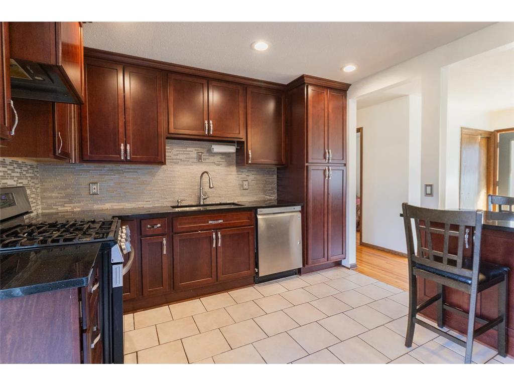 112020 Faber Lane Chaska MN 55318 7038031 image11
