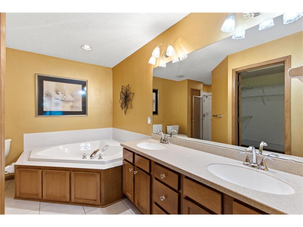 11204 Virginia Road Bloomington MN 55438 7040564 image22