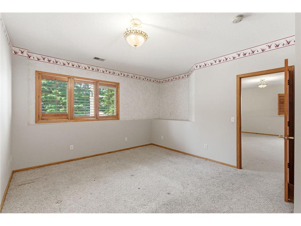 11204 Virginia Road Bloomington MN 55438 7040564 image38