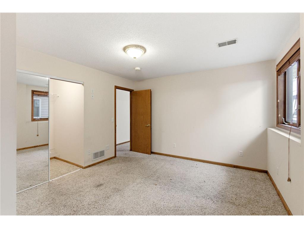 11204 Virginia Road Bloomington MN 55438 7040564 image39