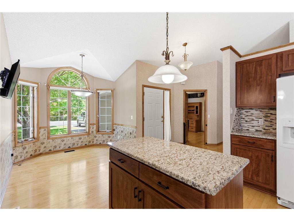 11204 Virginia Road Bloomington MN 55438 7040564 image4