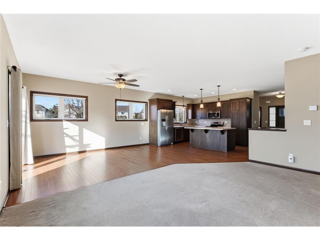 11206 Bushel Curve Woodbury MN 55129 7027321 image13