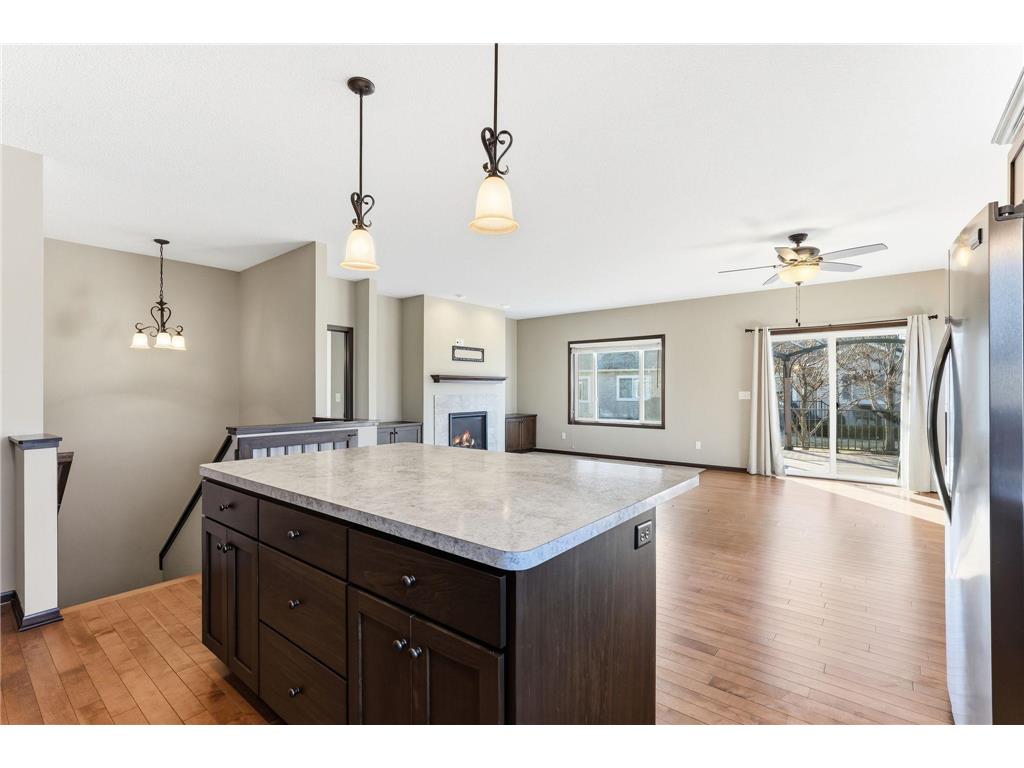 11206 Bushel Curve Woodbury MN 55129 7027321 image23