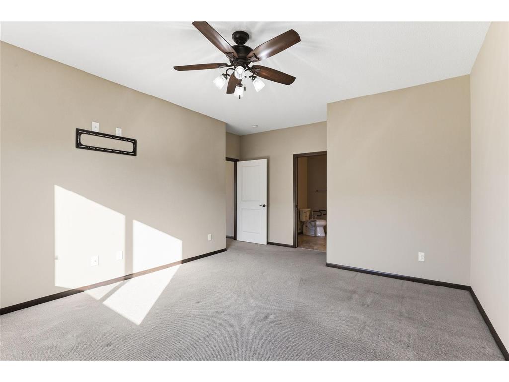 11206 Bushel Curve Woodbury MN 55129 7027321 image26