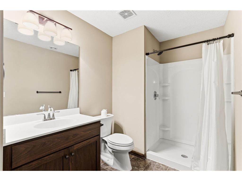 11206 Bushel Curve Woodbury MN 55129 7027321 image39
