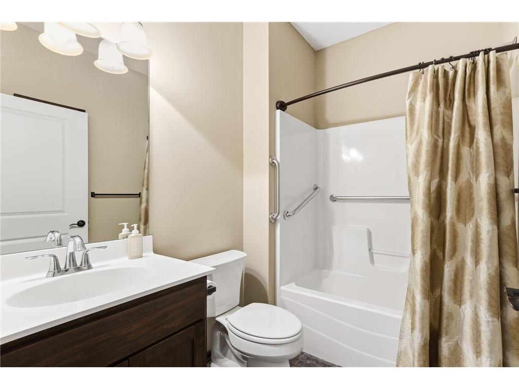 11206 Bushel Curve Woodbury MN 55129 7027321 image7