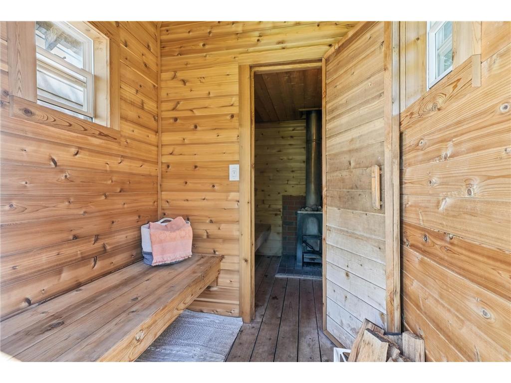 11209 Ridgemount Avenue W Minnetonka MN 55305 7072676 image15