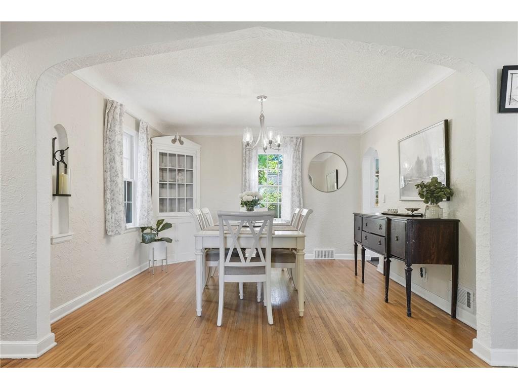 11209 Ridgemount Avenue W Minnetonka MN 55305 7072676 image6