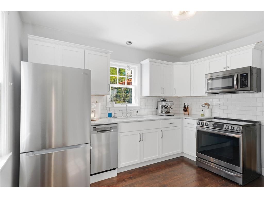 11209 Ridgemount Avenue W Minnetonka MN 55305 7072676 image7