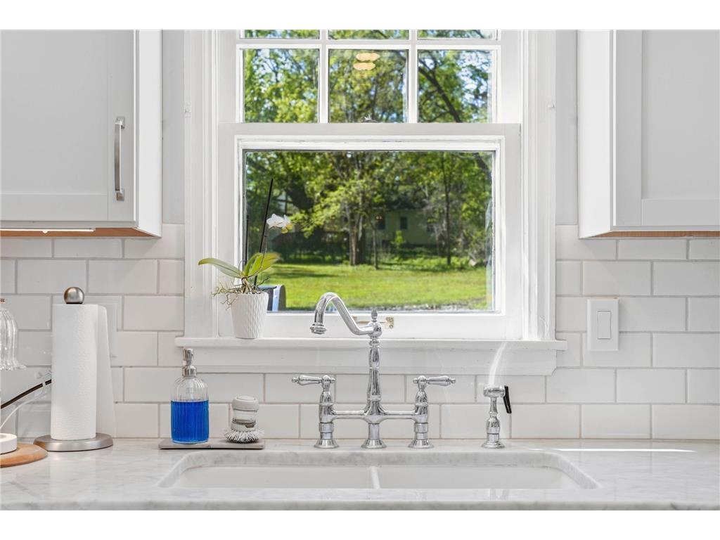 11209 Ridgemount Avenue W Minnetonka MN 55305 7072676 image8