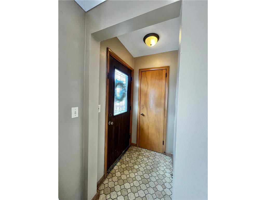 1121 12th Avenue Granite Falls MN 56241 7047205 image11