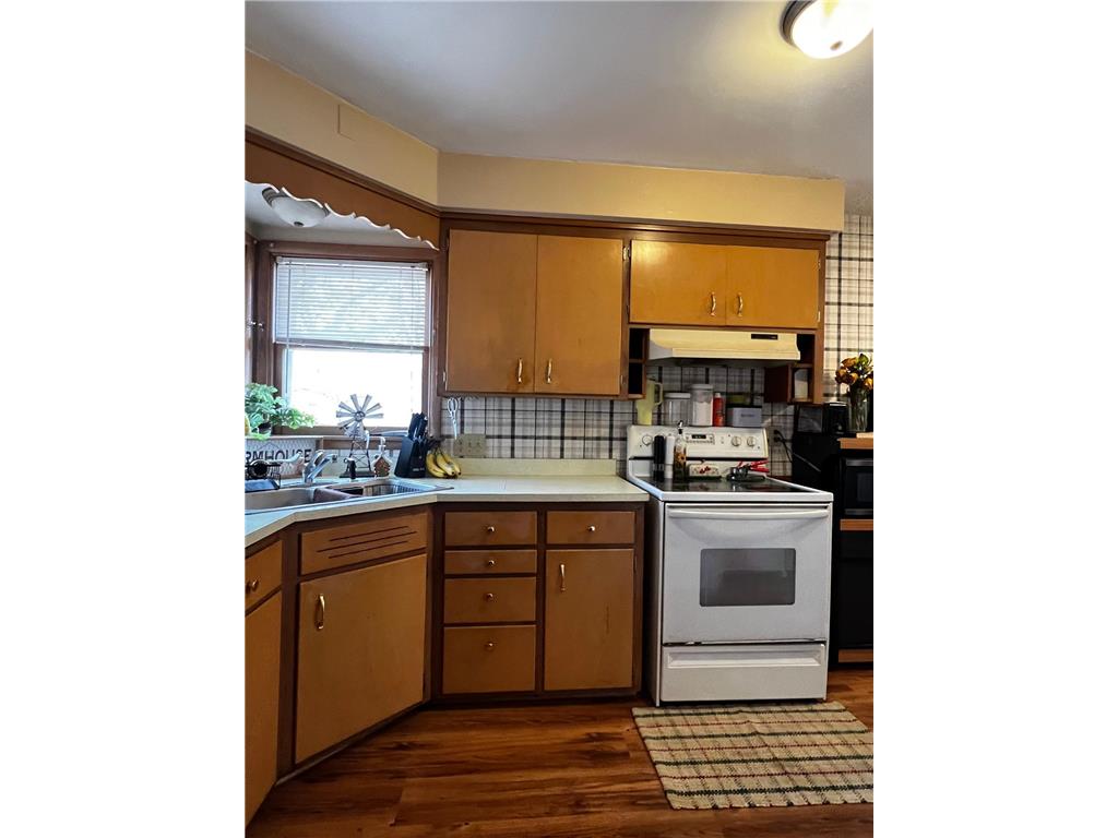 1121 12th Avenue Granite Falls MN 56241 7047205 image3