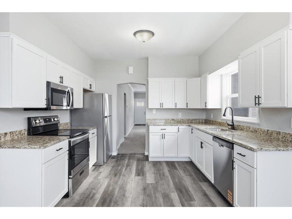 1121 2nd Street Hudson WI 54016 7013226 image1