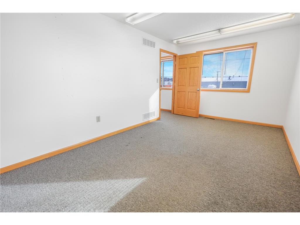 1121 Lincoln Avenue Sauk Rapids MN 56379 7048351 image16