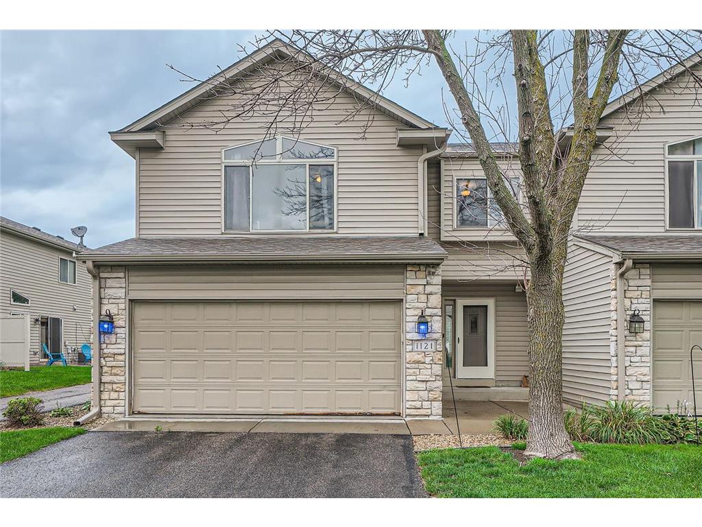 1121 Pine Street Farmington MN 55024 6581400 image1