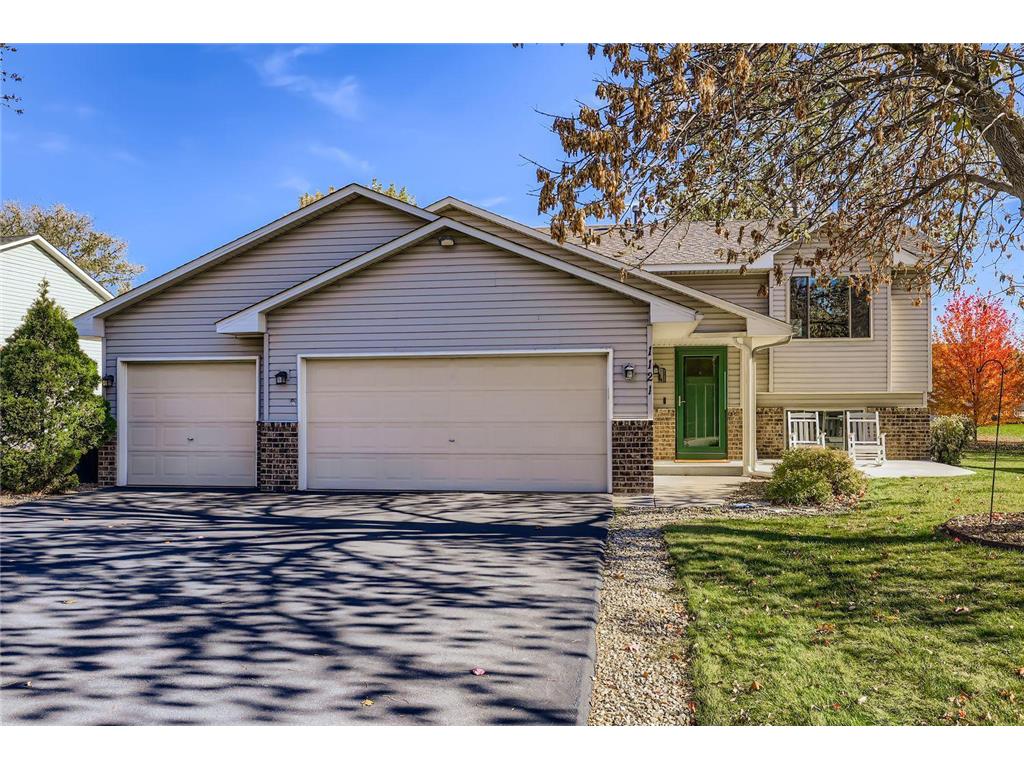 1121 Scott Street S Shakopee MN 55379 6813365 image1
