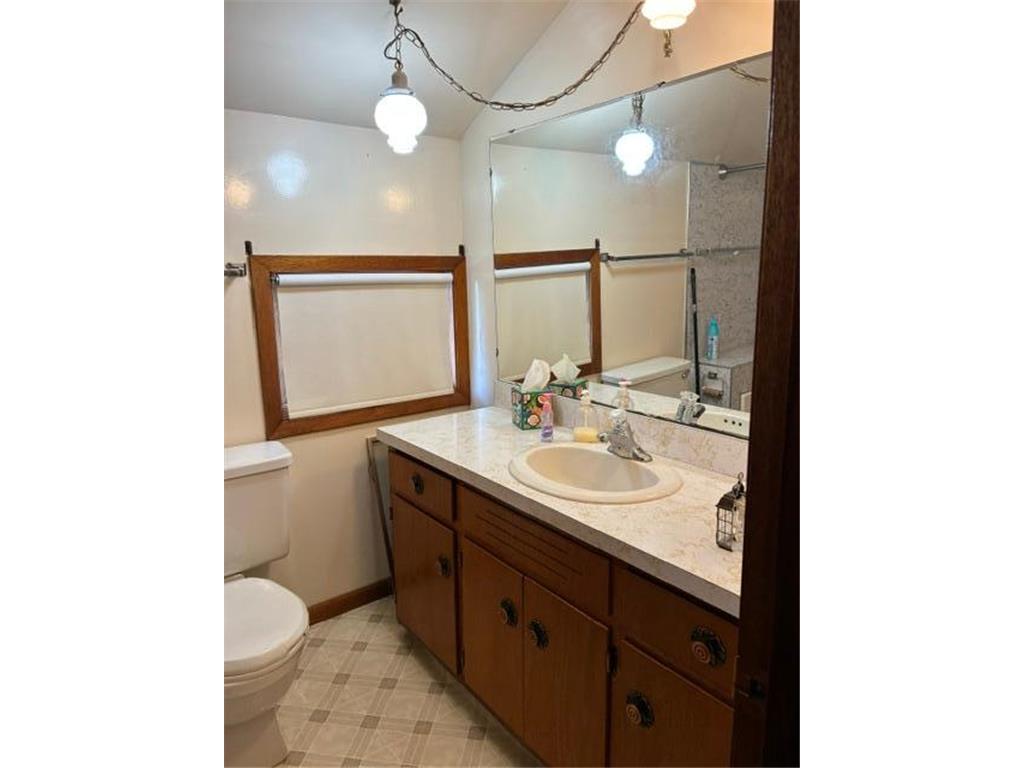 1121 W 6th Street Graceville MN 56240 7084082 image14