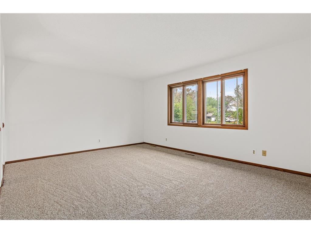 11210 Partridge Street NW Coon Rapids MN 55433 7076351 image17
