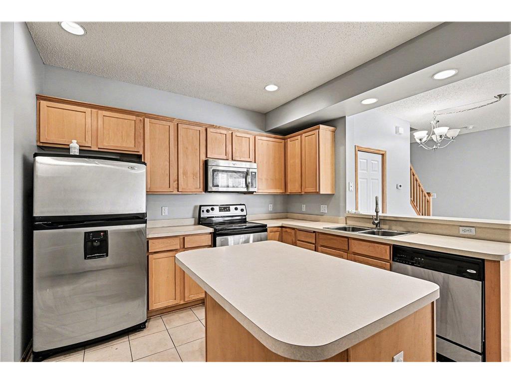 11212 Aberdeen Street NE #C Blaine MN 55449 7061007 image10