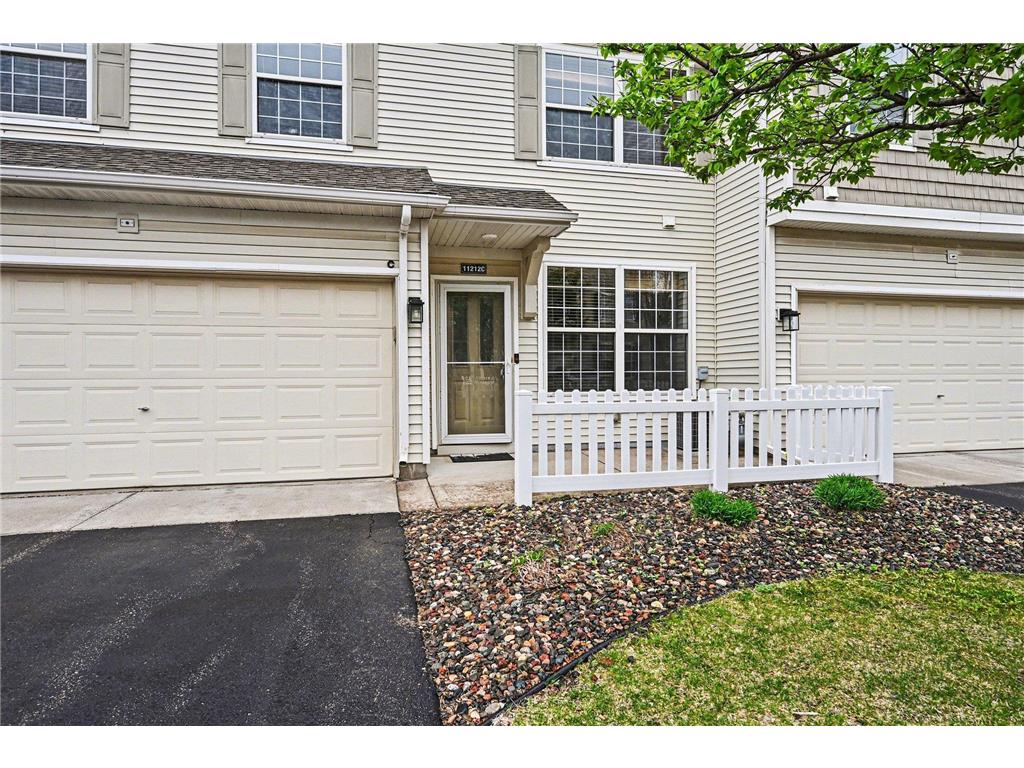 11212 Aberdeen Street NE #C Blaine MN 55449 7061007 image2