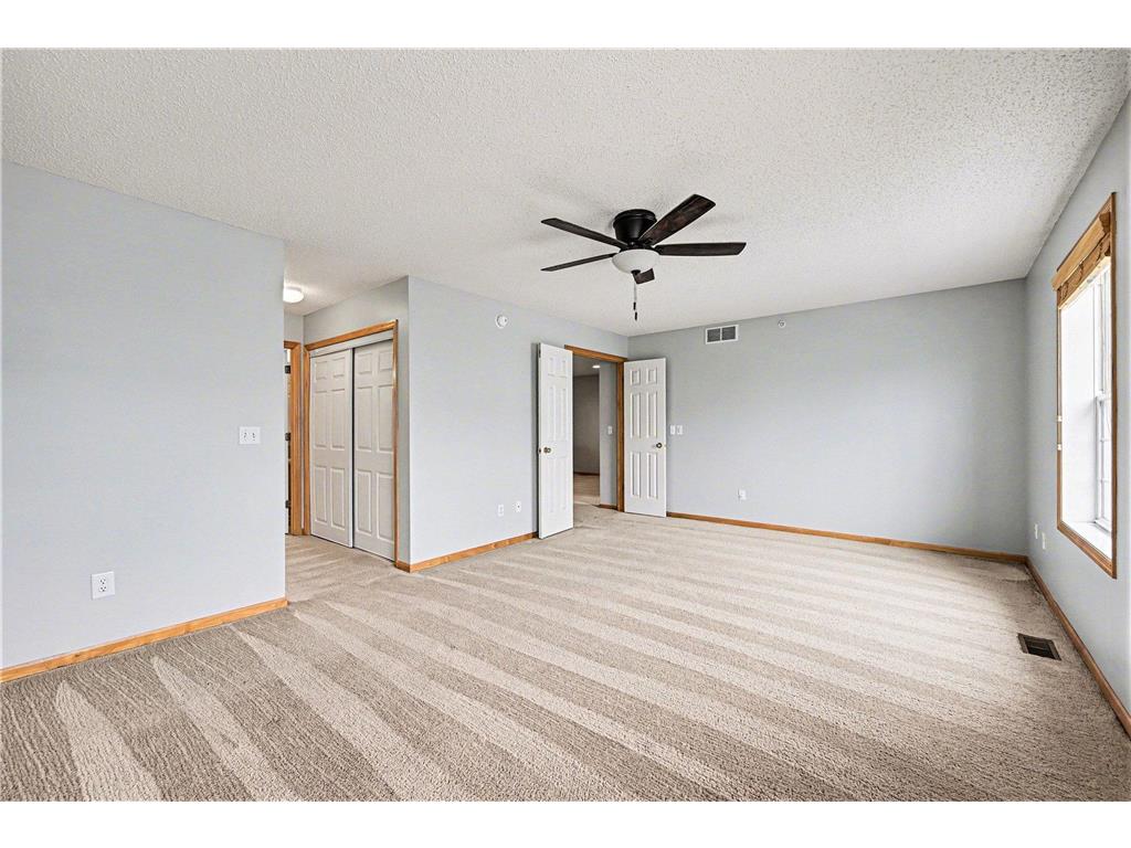 11212 Aberdeen Street NE #C Blaine MN 55449 7061007 image21