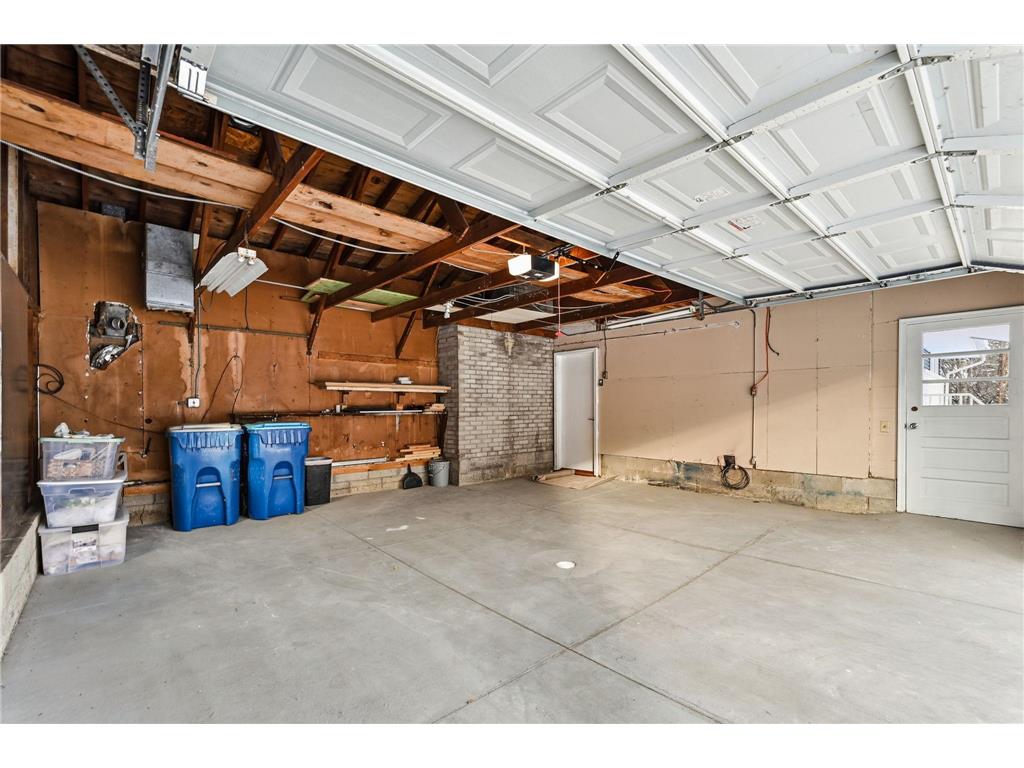 11216 Minnetonka Boulevard Minnetonka MN 55305 6823876 image37