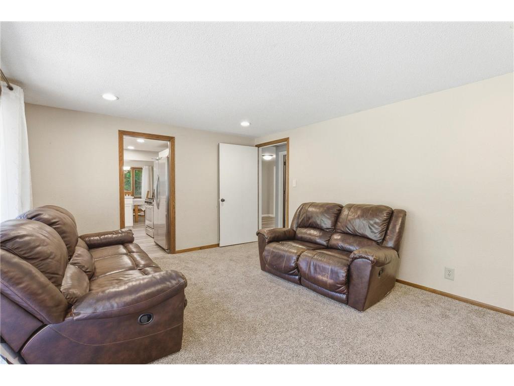 1122 County Road C E Maplewood MN 55109 7072918 image10