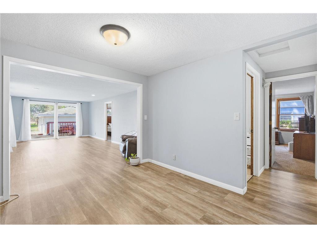 1122 County Road C E Maplewood MN 55109 7072918 image13