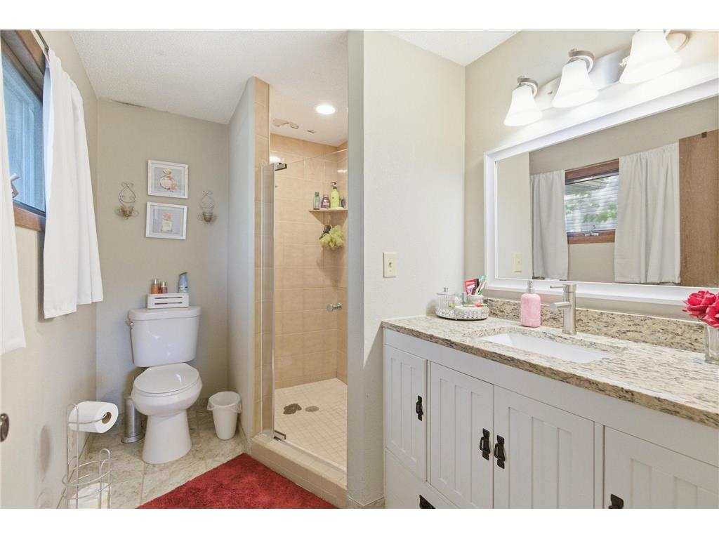 1122 County Road C E Maplewood MN 55109 7072918 image18