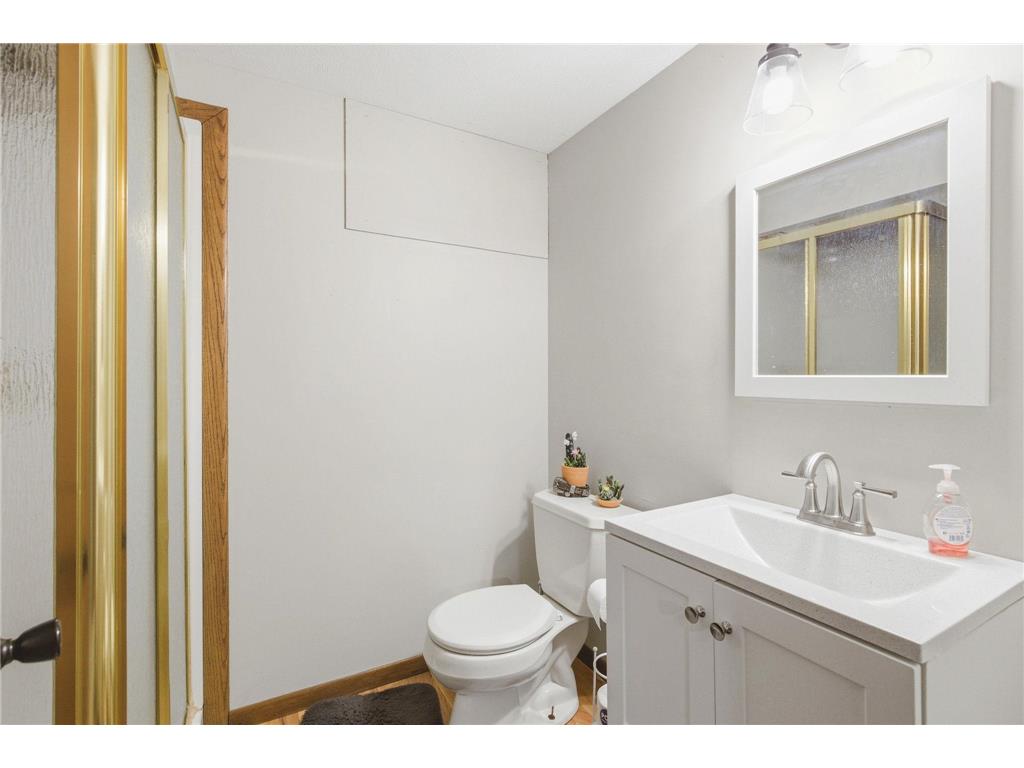 1122 County Road C E Maplewood MN 55109 7072918 image20