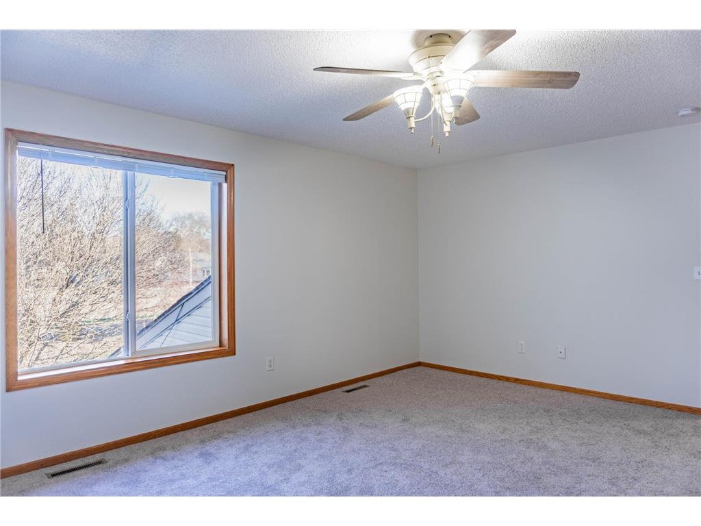 1122 Crystal Place W Chaska MN 55318 7043013 image26