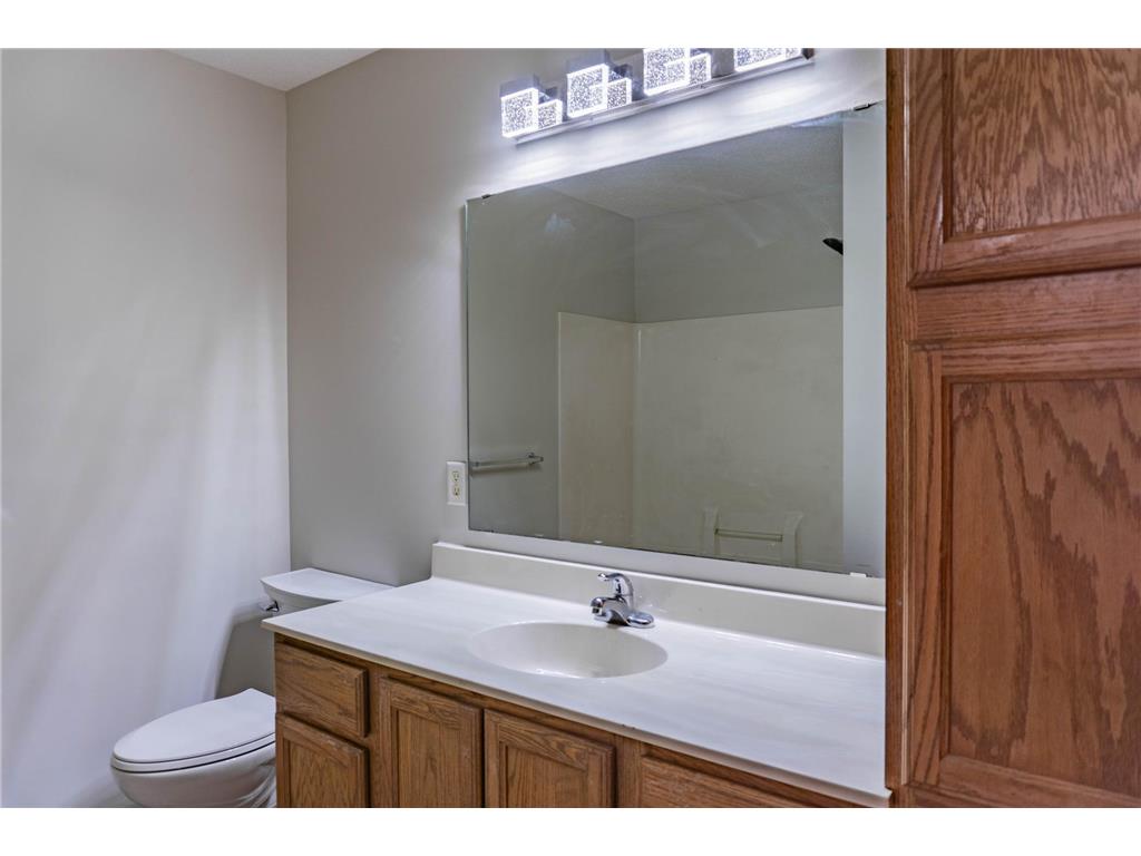 1122 Crystal Place W Chaska MN 55318 7043013 image28