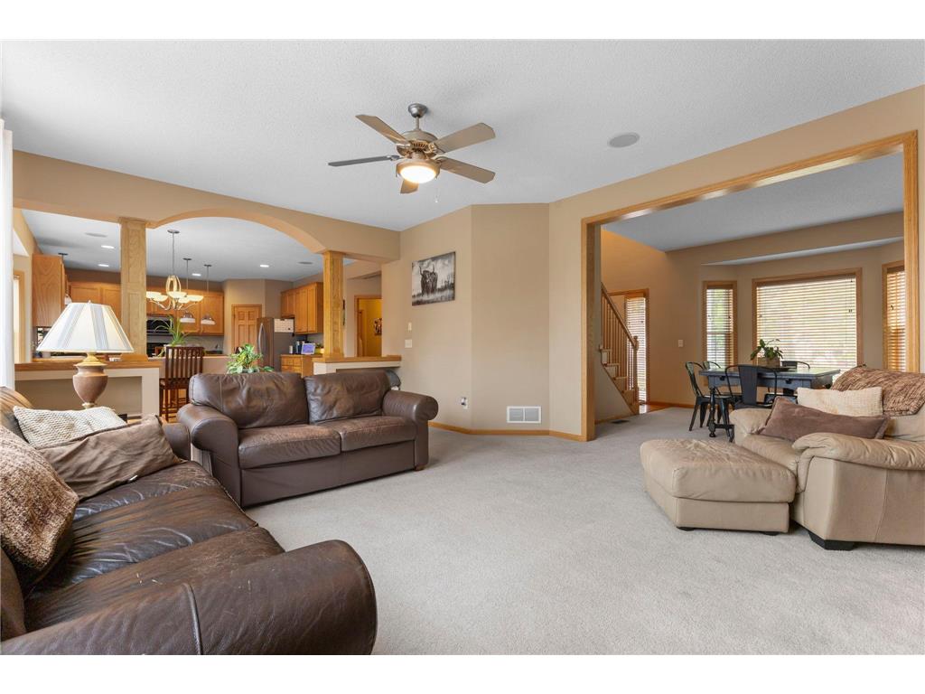 1122 Drew Drive Woodbury MN 55129 7079696 image11