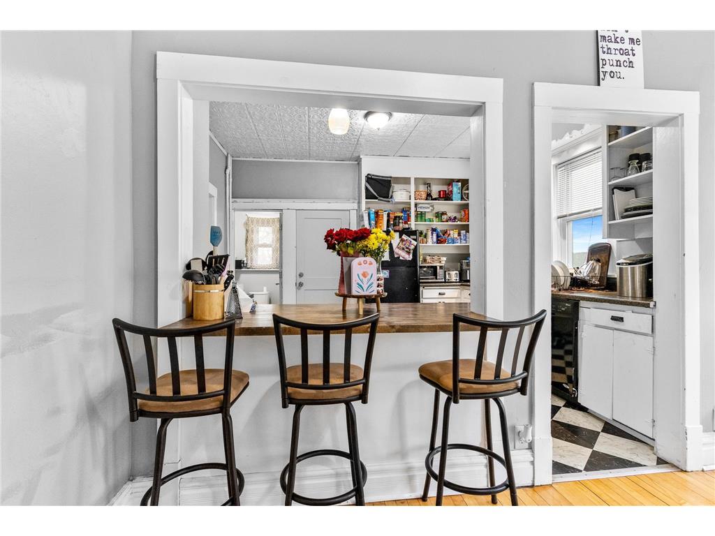 1122 E 5th Street Duluth MN 55805 7081629 image11