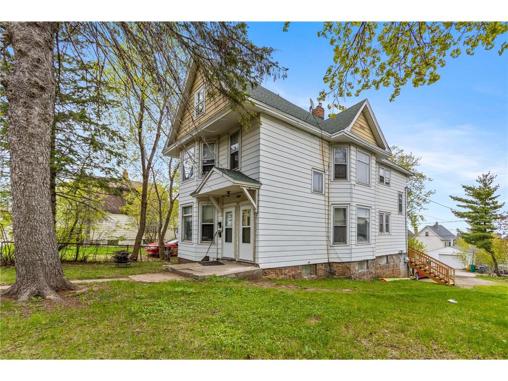 1122 E 5th Street Duluth MN 55805 7081629 image2